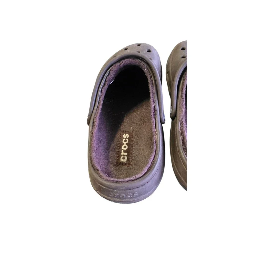 Crocs Gray Faux Fur Lined Clogs Dual Comfort- Size Men's 6 / Women's 8